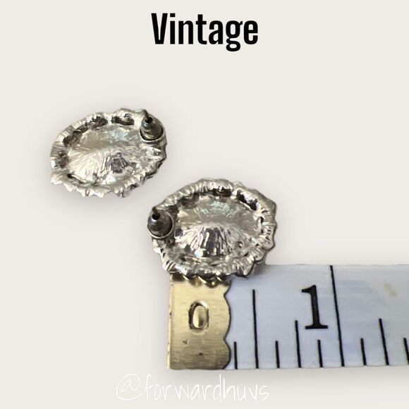 Vintage Rhinestone Unbranded Post Earrings - Picture 9 of 11